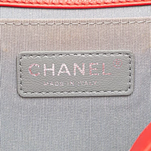 Pre-owned Chanel Old Medium Quilted Calfskin Wild Stitch Boy Flap Red