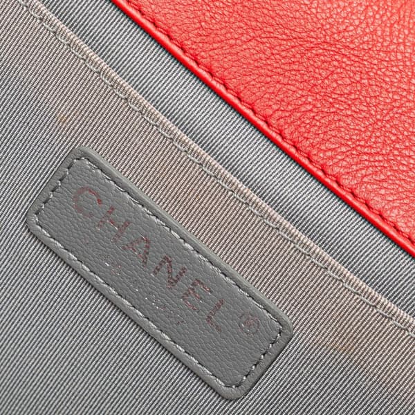 Pre-owned Chanel Old Medium Quilted Calfskin Wild Stitch Boy Flap Red