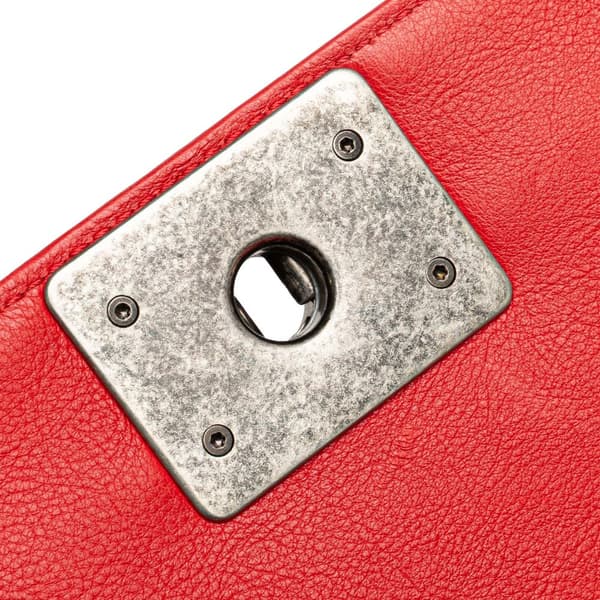 Pre-owned Chanel Old Medium Quilted Calfskin Wild Stitch Boy Flap Red