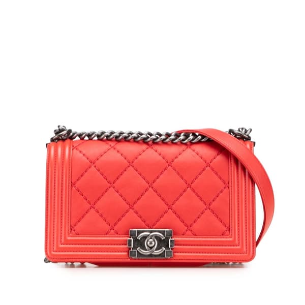 Pre-owned Chanel Old Medium Quilted Calfskin Wild Stitch Boy Flap Red