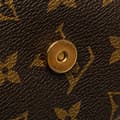 Miniatyrbillede 7 af 10: Pre-owned Louis Vuitton Monogram Musette Tango Long Strap Brown