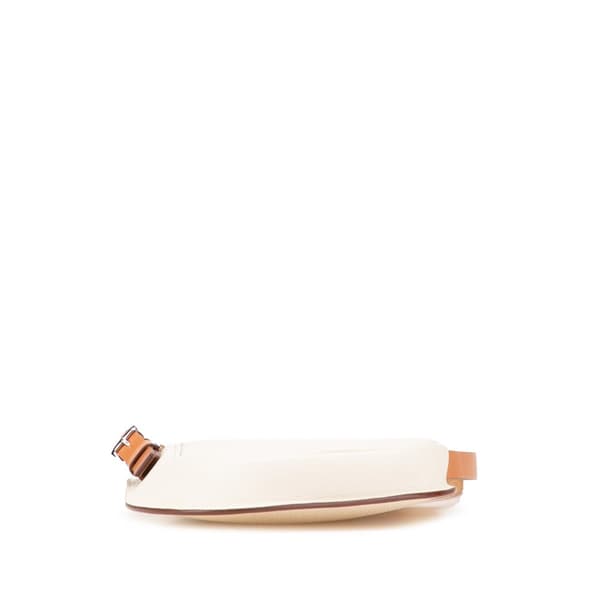 Pre-owned Hermès Togo Perspective Cavaliere 21 White