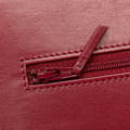 Miniatyrbild 8 av 10: Pre-owned Chanel Quilted Caviar Boy Wallet on Chain Red