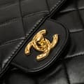 Pikkukuva 8 / 10: Pre-owned Chanel Small CC Quilted Lambskin Tassel Flap Camera Bag Black