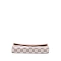 Miniatyrbillede 3 af 10: Pre-owned Louis Vuitton Damier Azur Pochette Felicie White