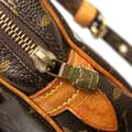 Miniatyrbillede 8 af 10: Pre-owned Louis Vuitton Monogram Pochette Marly Bandouliere Brown