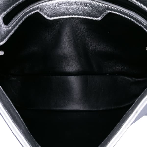 Pre-owned Alexander McQueen Mini Leather The Seal Chain Crossbody Silver