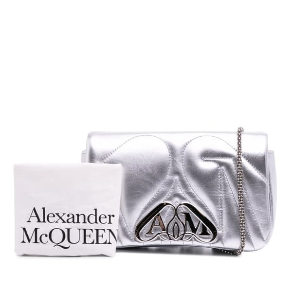 Pre-owned Alexander McQueen Mini Leather The Seal Chain Crossbody Silver