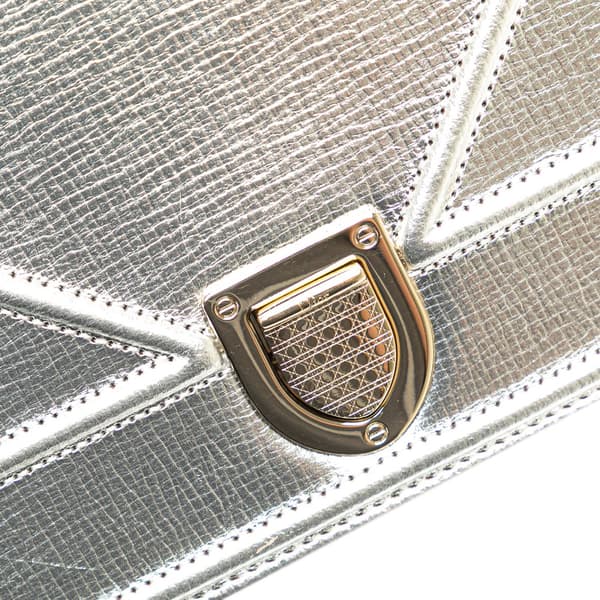Pre-owned Dior Small Metallic Grained Calfskin Diorama Flap Silver