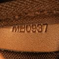 Miniatyrbillede 7 af 10: Pre-owned Louis Vuitton Monogram Saumur 30 Brown