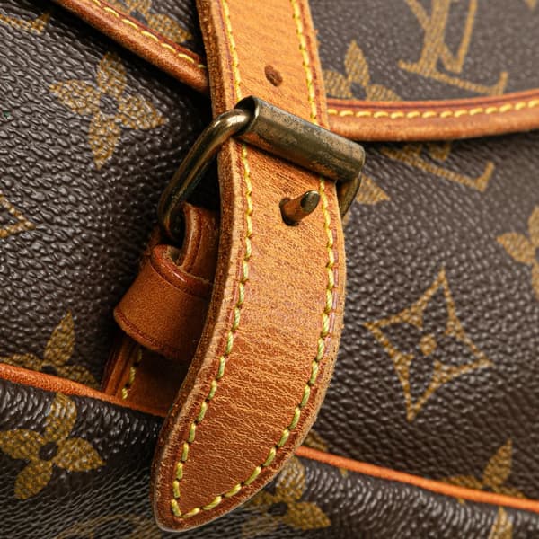 Pre-owned Louis Vuitton Monogram Saumur 30 Brown