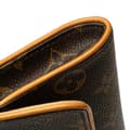 Miniatyrbillede 10 af 10: Pre-owned Louis Vuitton Monogram Pochette Twin PM Brown