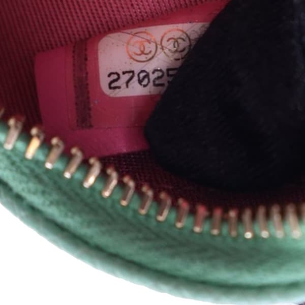 Pre-owned Chanel Tricolor Caviar CC Filigree Round Crossbody Pink