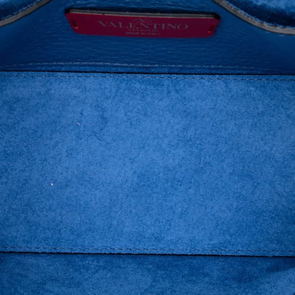 Pre-owned Valentino Mini Pebbled Calfskin Rockstud Flap Crossbody Blue