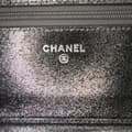 Miniatyrbillede 5 af 10: Pre-owned Chanel Quilted Iridescent Lambskin Tartan Button Wallet On Chain Silver