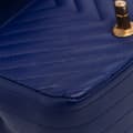 Pikkukuva 10 / 10: Pre-owned Chanel Mini Square Classic Chevron Lambskin Single Flap Blue