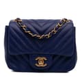 Pikkukuva 1 / 10: Pre-owned Chanel Mini Square Classic Chevron Lambskin Single Flap Blue