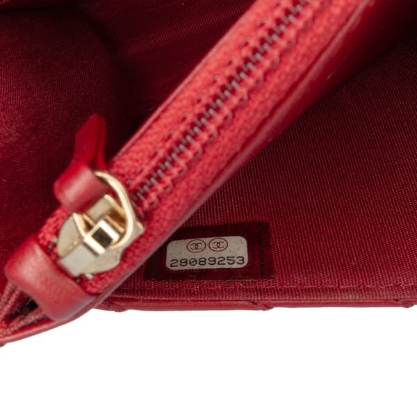 Pre-owned Chanel Métiers d'Art CC Chevron Lambskin Wallet On Chain Red