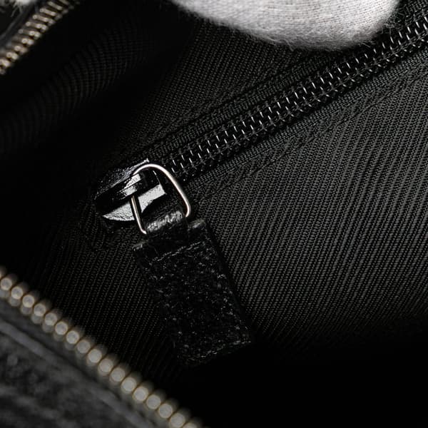 Pre-owned Gucci GG Canvas Crossbody Black