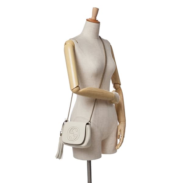 Pre-owned Gucci Small Leather Soho Chain Flap Crossbody White