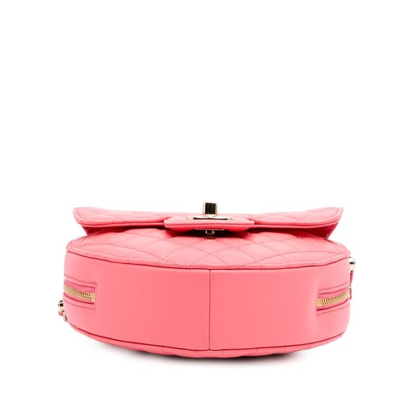 Pre-owned Chanel Lambskin CC in Love Heart Crossbody Pink