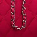 Miniatyrbild 8 av 10: Pre-owned Chanel Quilted Satin Chain Around Clutch Red