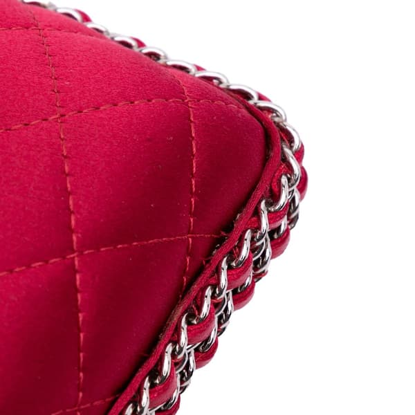 Pre-owned Chanel Quilted Satin Chain Around Clutch Red