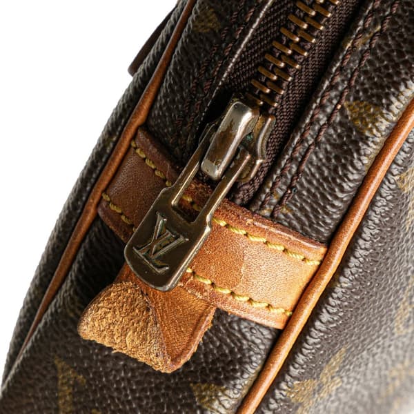 Pre-owned Louis Vuitton Monogram Pochette Marly Bandouliere Brown
