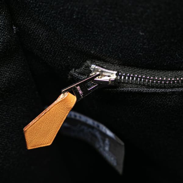 Pre-owned Hermès Canvas Fourre Tout Besace MM Black