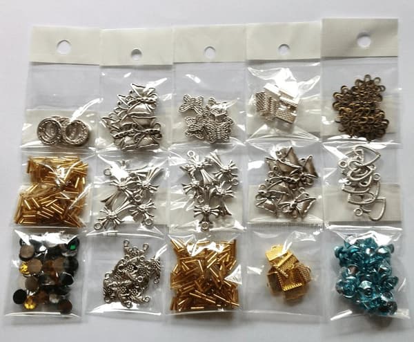 Pärlor storpack 25 påsar mix pyssel blandfärg