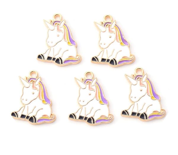 8 unicorn vita emaljerade berlocker