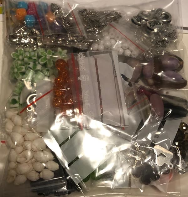 Storpack Pärlor 25 påsar mix som en julkalender