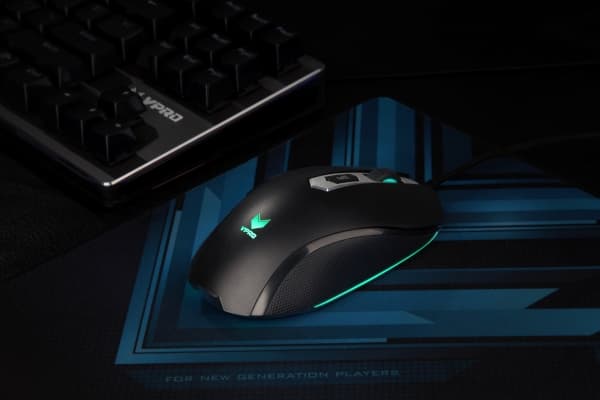 Rapoo VPRO V210 - Mus - ergonomisk - högerhänt - optisk - 6 knappar - kabelansluten - USB - svart