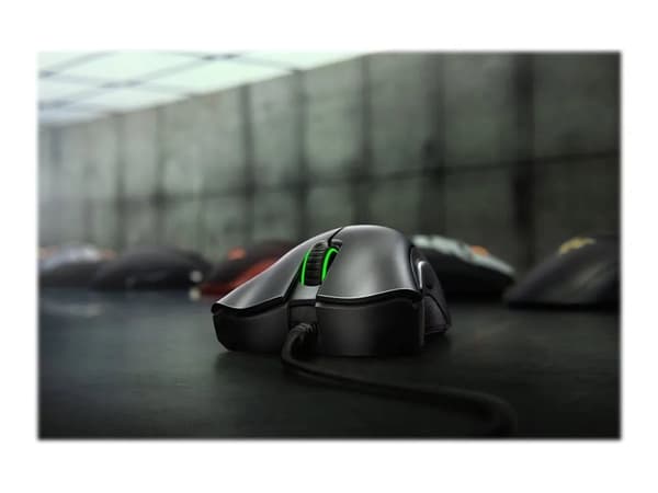 Razer DeathAdder Essential - Mus - ergonomisk - högerhänt - optisk - 5 knappar - kabelansluten - USB vit