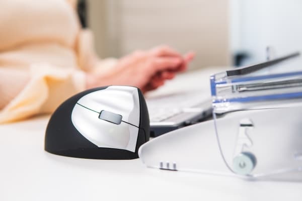 BakkerElkhuizen Handshake Wireless VS4, Venste-hendt, Laser, RF kabel-fri, 2400 DPI, Sort, Sølv