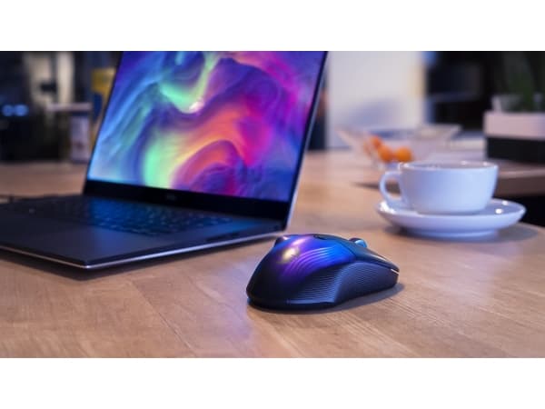 ROCCAT Kone XP Air, högerhand, Optisk, RF Wireless + Bluetooth + USB Type-A, 19000 DPI, Svart