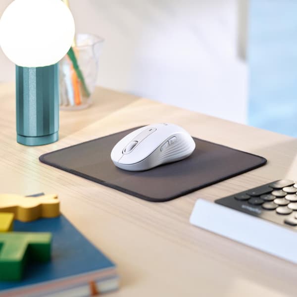 Logitech Signature M650 L til virksomheder - Mus - Højrehåndet - 5 knapper - trådløs - Bluetooth, 2,4 GHz - Logitech Logi Bolt USB-modtager - off-whit