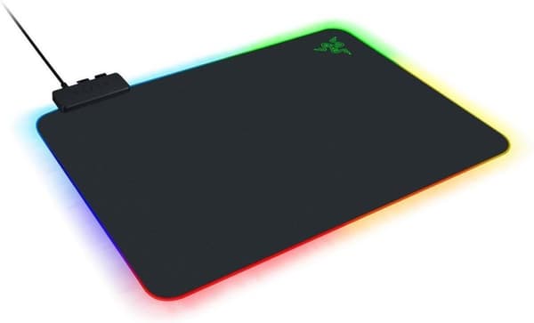 Razer Firefly V2 Chroma Gaming Musemåtte - Sort