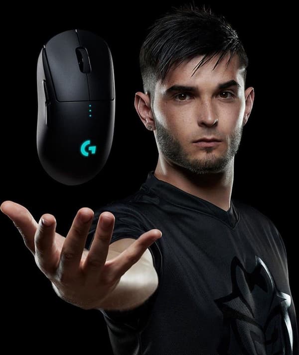 Logitech G PRO - Trådløs gaming- og esportsmus med 25K DPI HERO-sensor - Sort