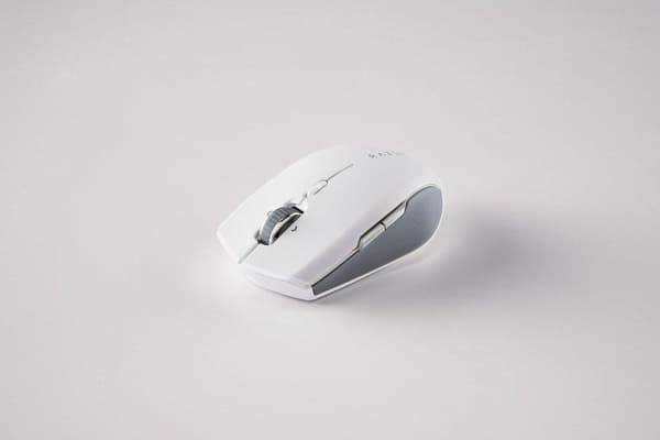 Razer Pro Click Mini trådlös spelmus - Vit Vit