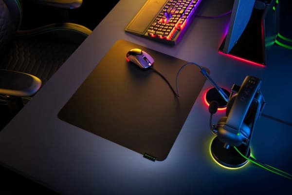 Razer Sphex V3 Ultra-Thin Gaming Mouse Pad - Stor - Sort