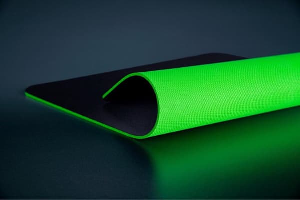 Razer Gigantus V2 L -hiirimatto - musta