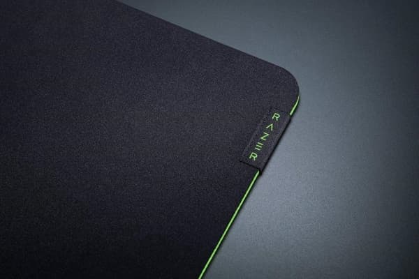 Razer Gigantus V2 L -hiirimatto - musta