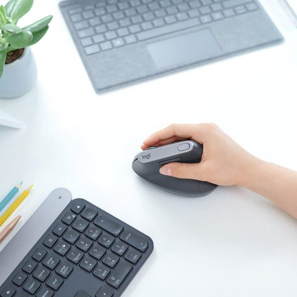 Logitech MX Vertical Advanced Ergonimisk mus RF Trådløs+Bluetooth Optisk 4000 DPI Højre hånd