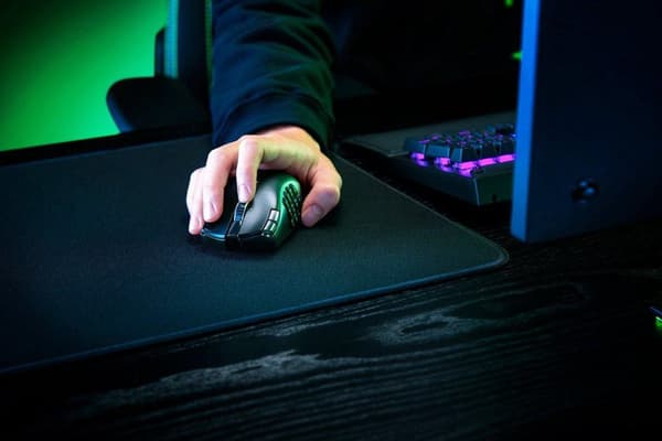 Razer Naga V2 HyperSpeed  - Mus - ergonomisk - högerhänt - optisk - 21 knappar - trådlös - Bluetooth, 2,4 GHz - trådlös mottagare (USB) (RZ01-03600100