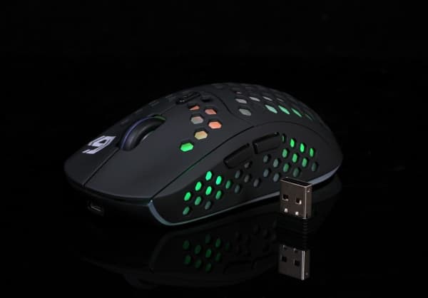 Gembird MUSG-RAGNAR-WRX500 - Mus - ergonomisk - optisk - 6 knappar - trådlös - 2.4 GHz - trådlös USB-mottagare - presentask med transparent fönster