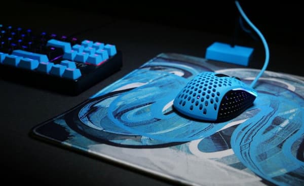 CHERRY XTRFY GP4 - Musmatta - stor - Street Blue (XG-GP4-L-BLUE)