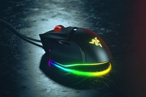 Razer Basilisk V3 hiiri Oikea USB Type-A Optinen 26000 DPI
