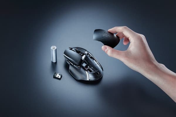RAZER Basilisk V3 X HyperSpeed-driven