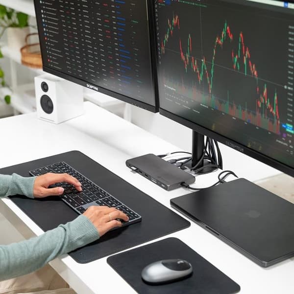Satechi Thunderbolt 4 dockningsstation för flera skärmar